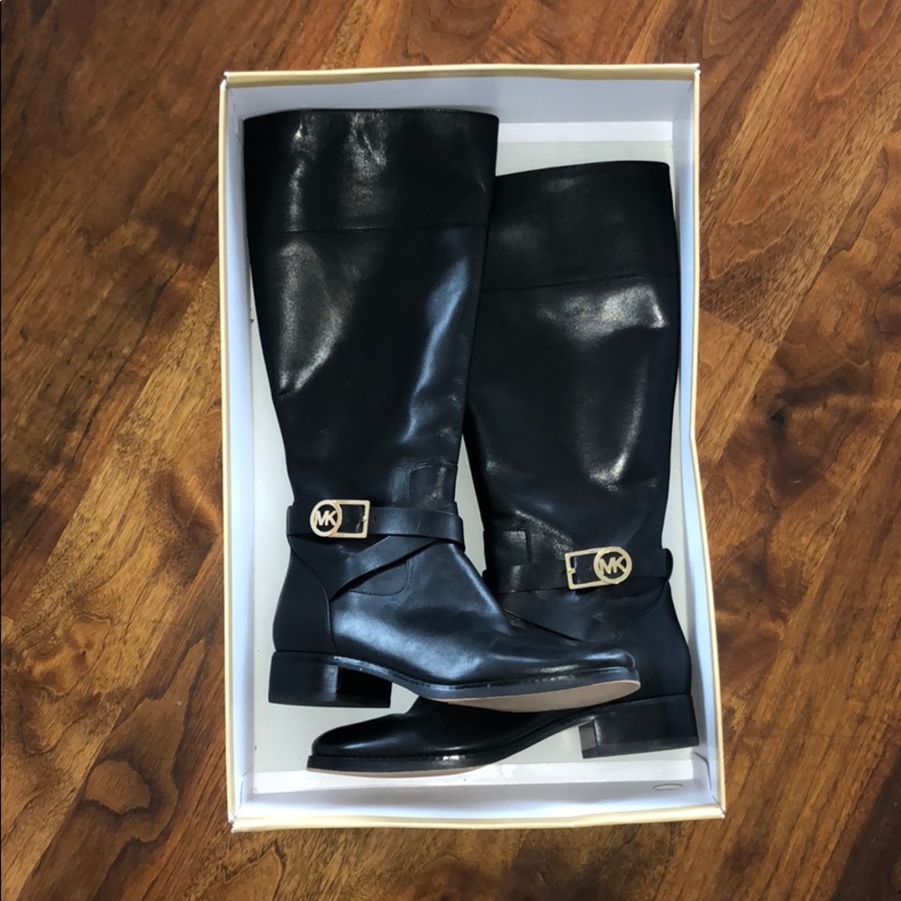 Micheal Kors Leather Boots